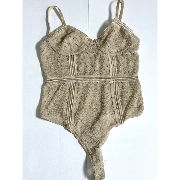 Honey Punch Other - Honey Punch Women’s Teddy Bodysuit Shaper One Piece (S) Beige